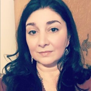 Meet your Posher, Paula